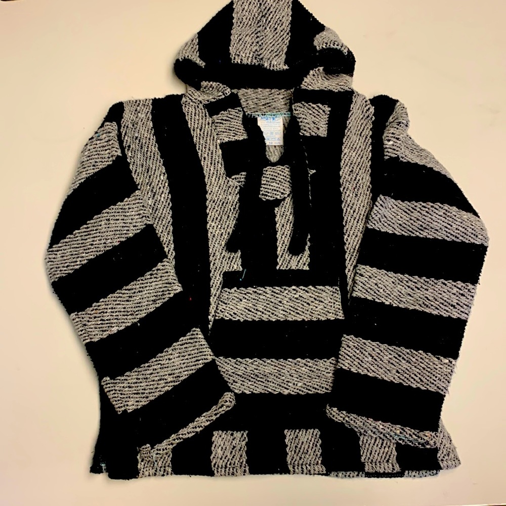 Artilana Tlaxcala Tijuana Drug rug😂 hippie sweater